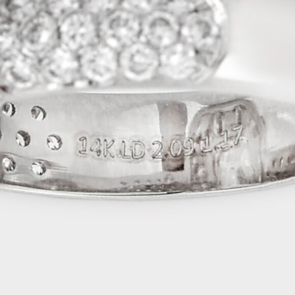 2 Carat Lab Grown Diamond Ring - Picture 5 of 9